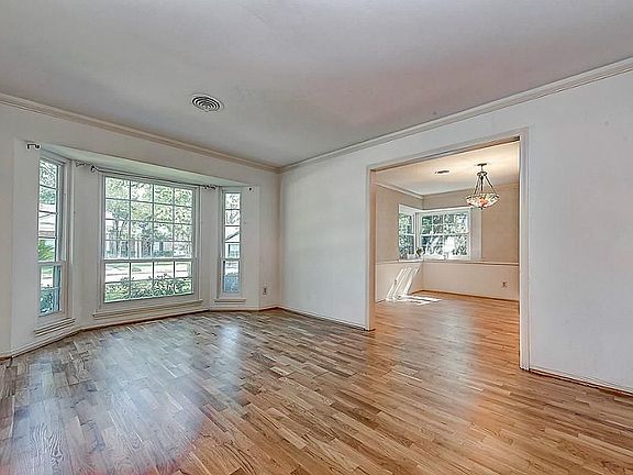 4th image of 13502 Westport Ln
