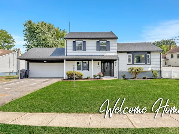 818 Waksman Pl, North Brunswick, NJ 08902