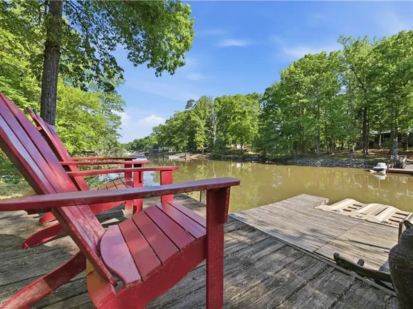 1010 Riverview Rd, Lexington, NC 27292