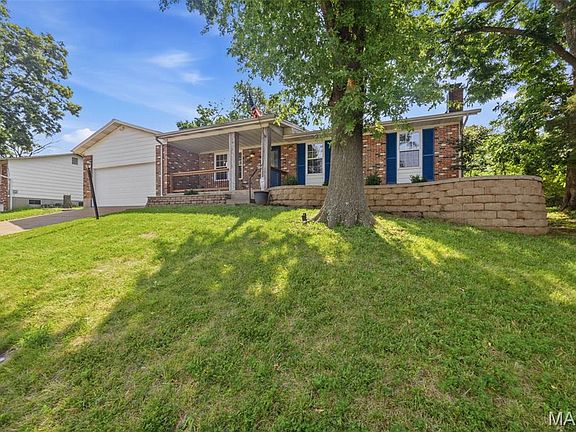 2nd image of 1312 Primrose Dr