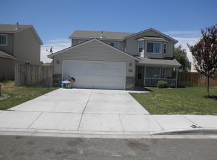 916 N Douglas Ave, Pasco, WA 99301