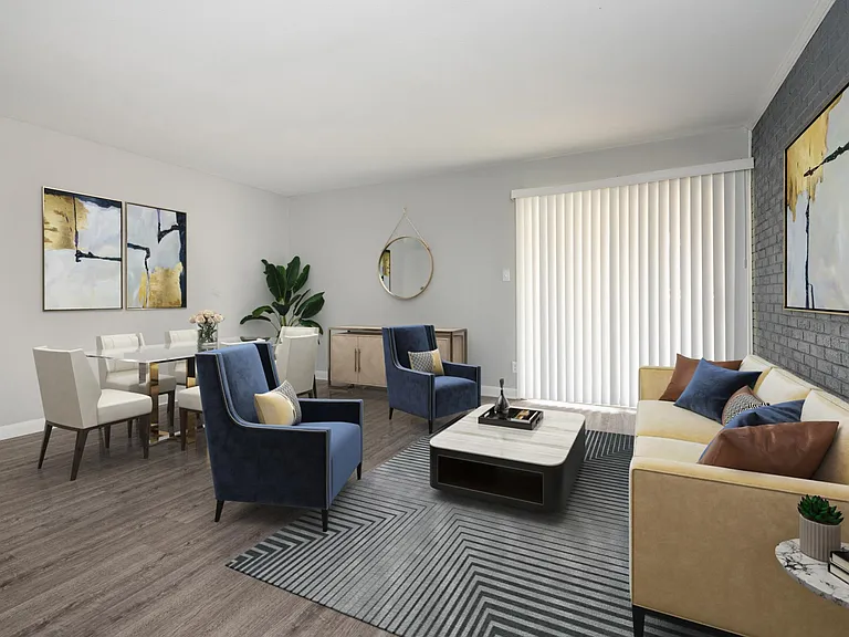 Doral Apartments — Photo 24