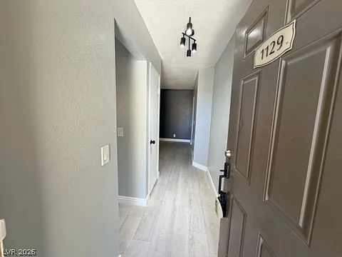 2 bed, 2.0 bath, 1074 sqft, $1,550 — Photo 2