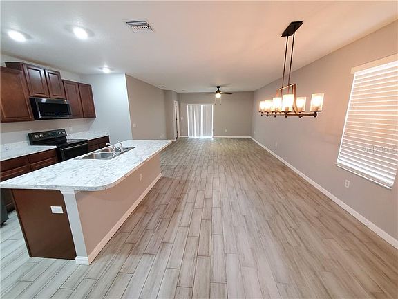 4th image of 4909 Grist Mill Ct