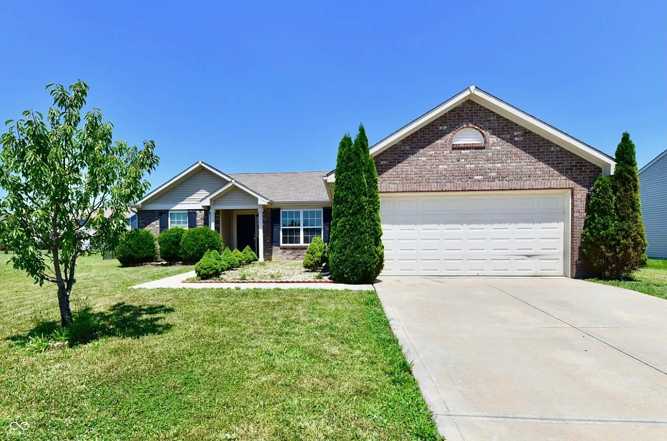 4 bed, 1609 sqft, $1,850 — Photo 1
