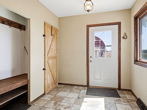 4th image of 2827 24th Avenue