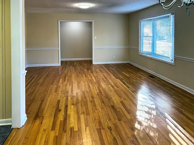 3 bed, 1700 sqft, $1,850 — Photo 3