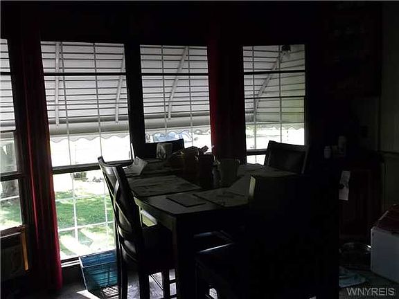 4th image of 8137 Lori Ln