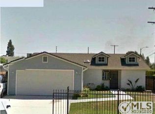 15556 Dearborn St, North Hills, CA 91343