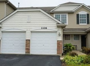 1106 Hawk Hollow Dr, Yorkville, IL 60560