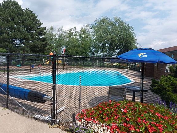 3rd image of 812 Burnhamthorpe Rd #1408