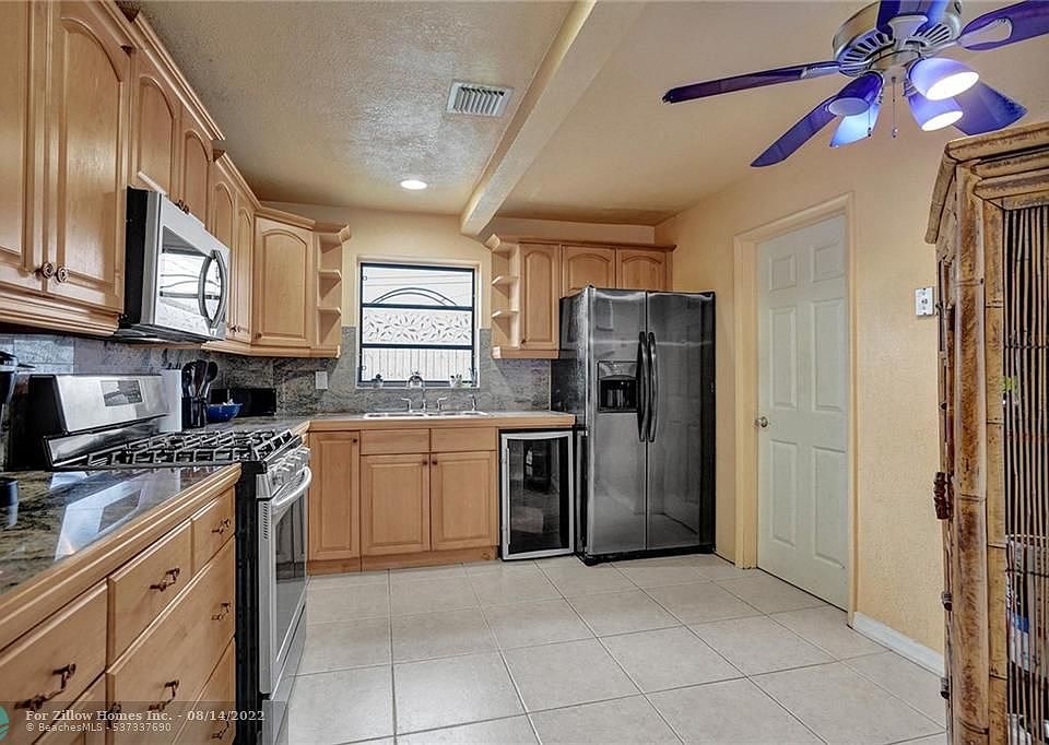 2330 N 67th Ter Hollywood FL 33024 Zillow