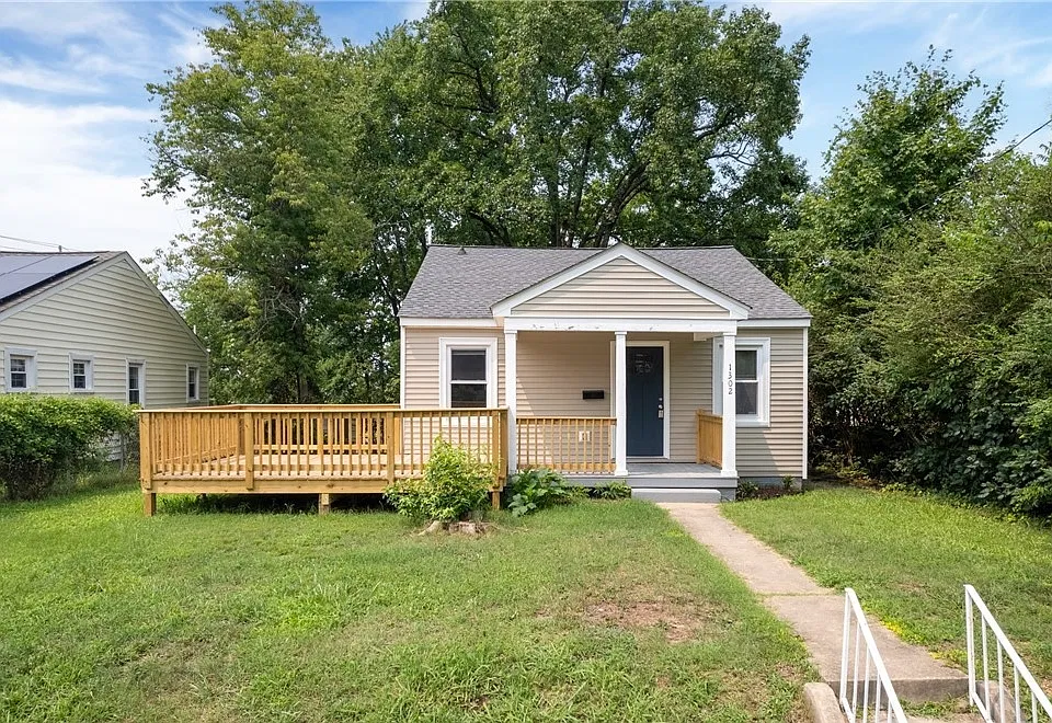 1302 Mount Erin Dr