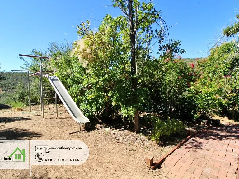 9657 Swasey Dr — Photo 23