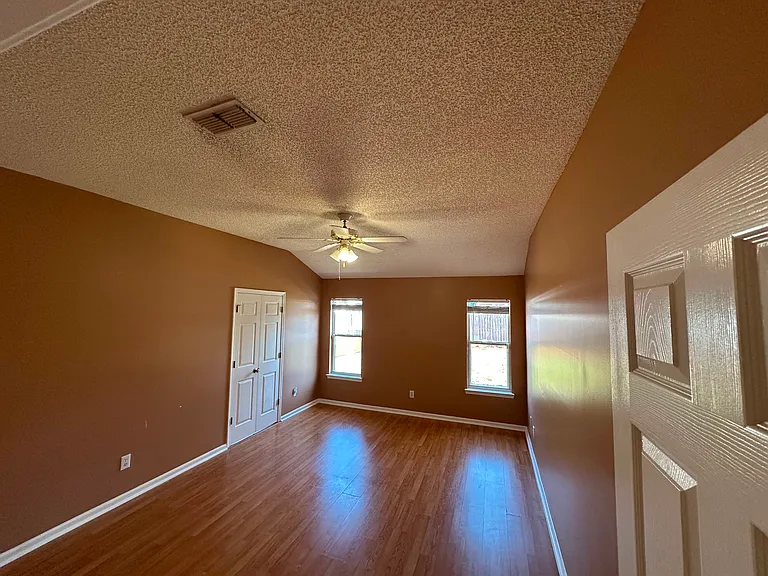 12273 Country Cove Ct — Photo 10