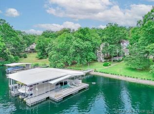 32 Kings Ln, Four Seasons, MO 65049