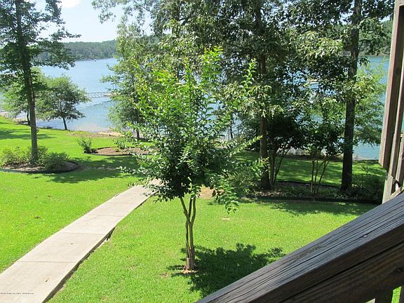Image 2: Backyard/Lake View