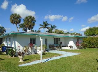1249 Driftwood Dr, North Fort Myers, FL 33903