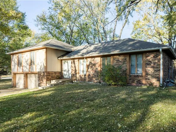 6 SE 140th Rd, Warrensburg, MO 64093