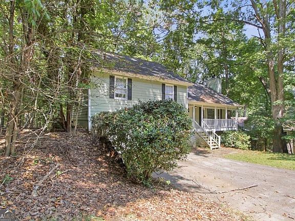 2nd image of 504 Chestnut Rdg