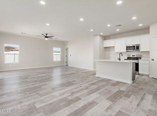 8461 W Mission Hills Dr, Arizona City, AZ 85123