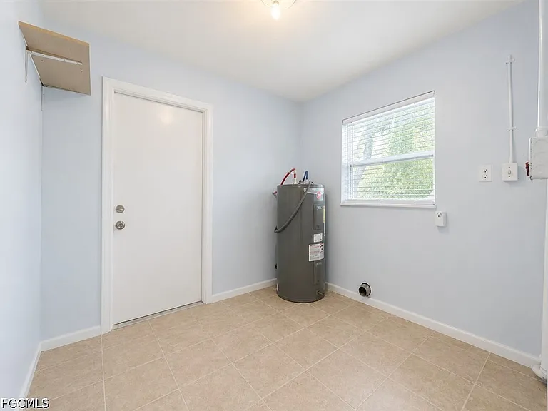 5444 11th Ave — Photo 8