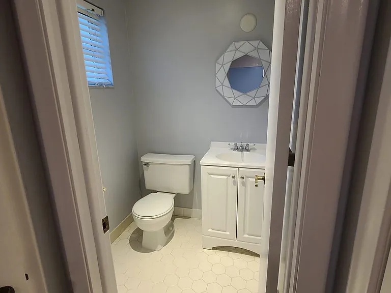 2438 Pierce St #8 — Photo 8