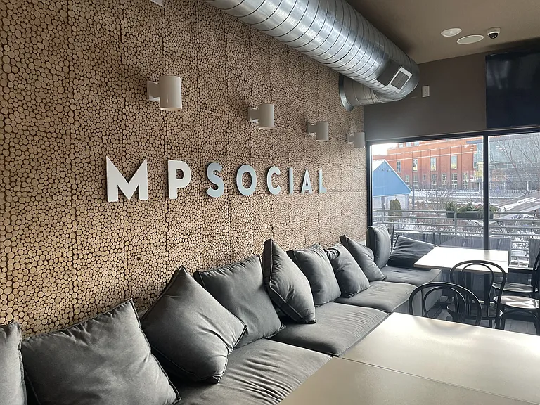 Marketplace — Photo 15