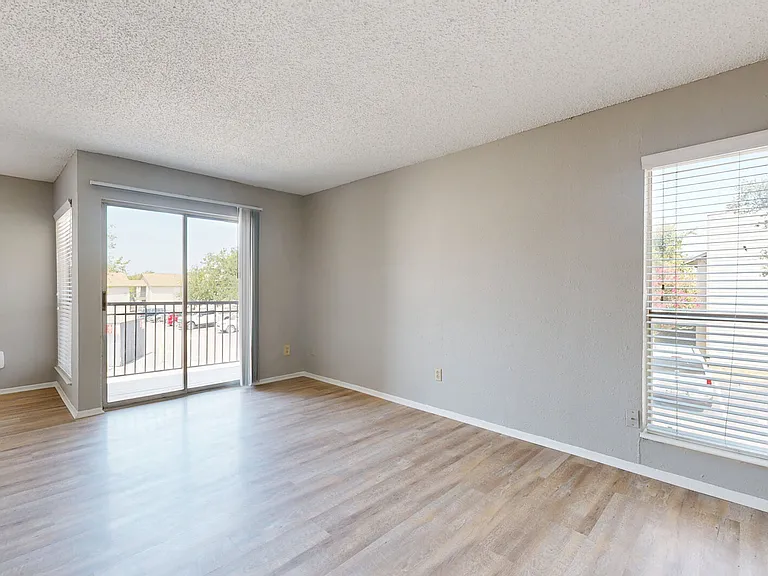Addison Apartments at the Park — Photo 166