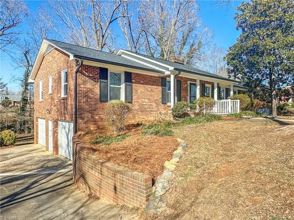 248 Barons Rd, Clemmons, NC 27012