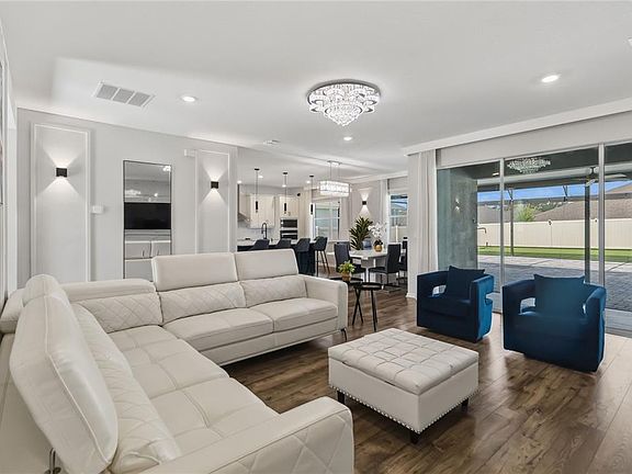5th image of 4519 LIONS GATE AVENUE