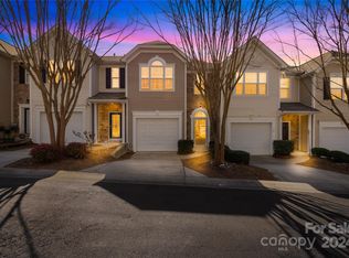 1305 Smokey Quartz Ln, Fort Mill, SC 29708
