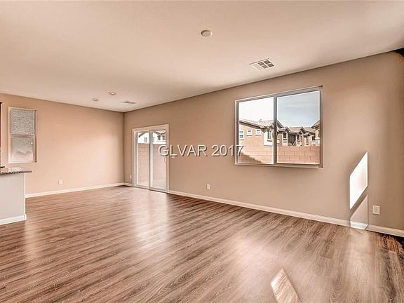 4th image of 11819 Glinda Ct