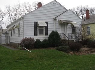 2725 Redwood Ave, Davenport, IA 52802