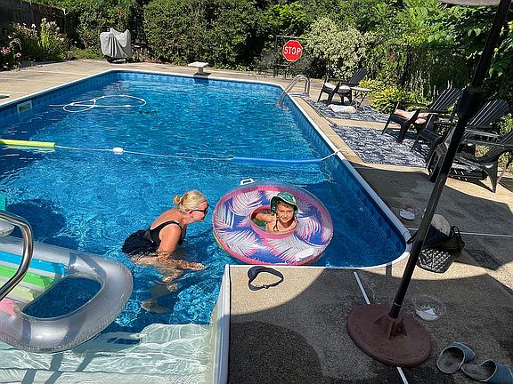 Pool with new liner in 2022