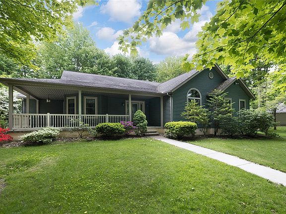 2nd image of 8661 Lynmar Dr