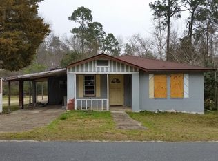 20376 NW Oak Ave, Blountstown, FL 32424