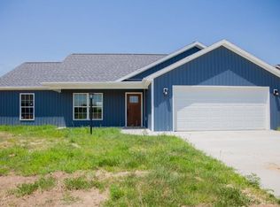 327 Wabash Cir, Chandler, IN 47610