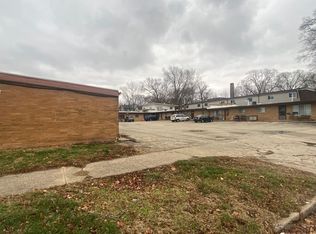 312 Buena Vista Ave APT 2, Pekin, IL