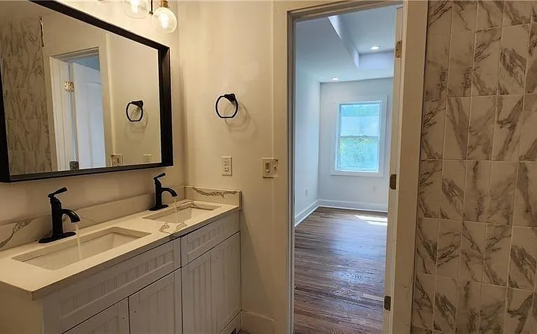 273 Wadley St NW — Photo 6