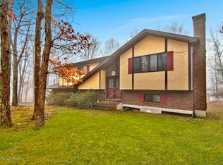 305 Butz Ln, Scotrun, PA 18355