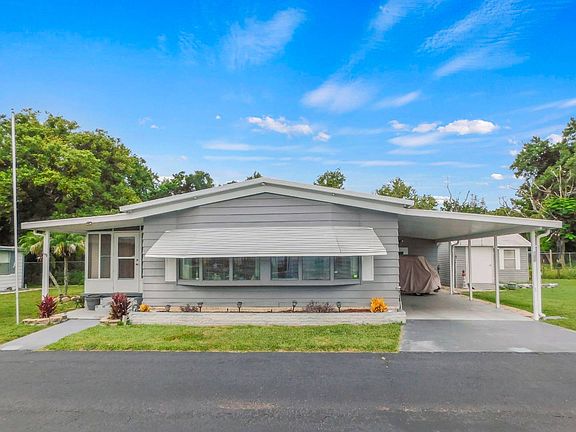 5th image of 105 Travel Ln