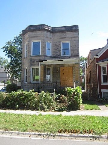 2nd image of 1335 W Marquette Rd