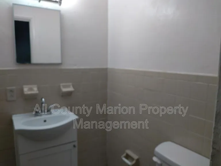 2026 NW 14th St — Photo 8