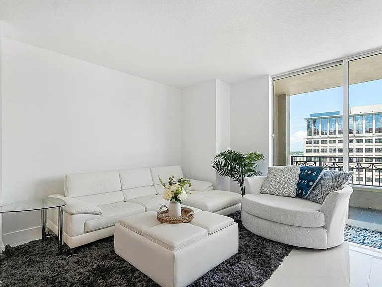 550 Okeechobee Blvd #1809 — Photo 5