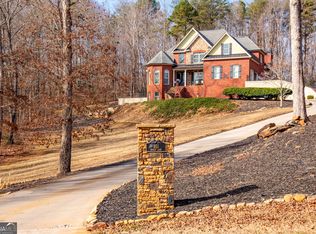 351 Shoals Ln, Clarkesville, GA 30523