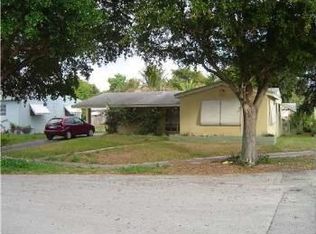 3035 Grant St, Hollywood, FL 33021