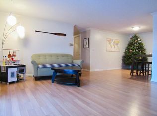 13 Academy Pl APT 25, Saco, ME 04072