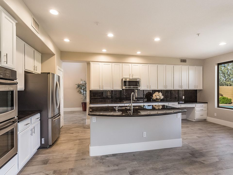 1st image of 10556 E Firewheel Dr