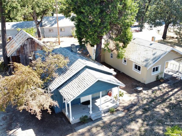 135 Deleane Dr, Canyonville, OR 97417